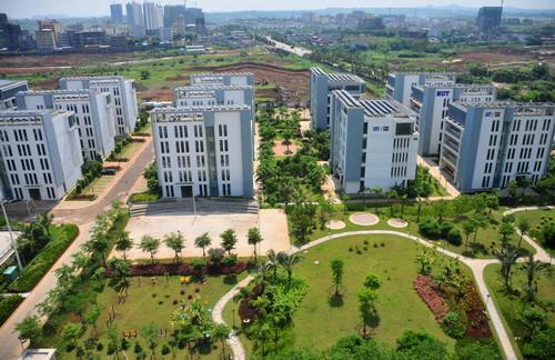 2025如何在汕头金平区买房子呢